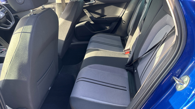 SEAT Leon 1.5 TSI EVO SE Dynamic 5dr Petrol Hatchback